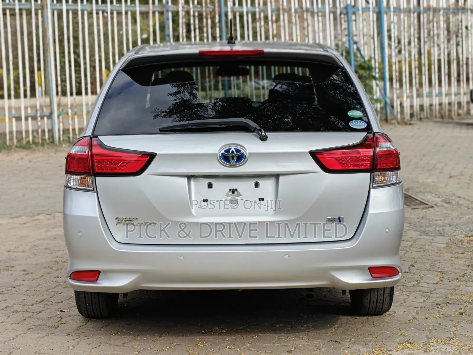 Toyota Corolla Fielder 2019 Silver