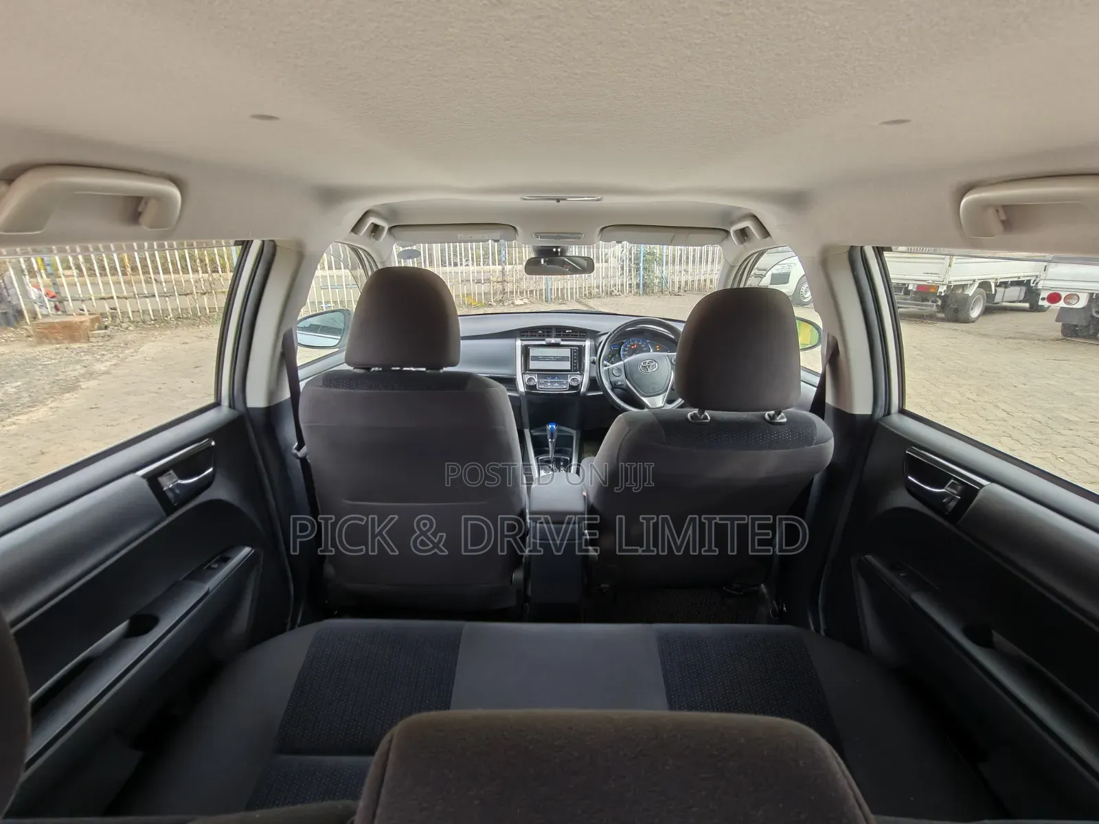 Toyota Corolla Fielder 2019 Silver