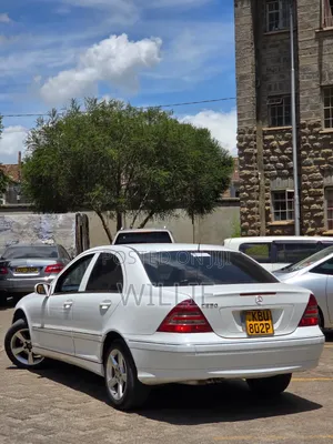 Mercedes-Benz E200 2006 White