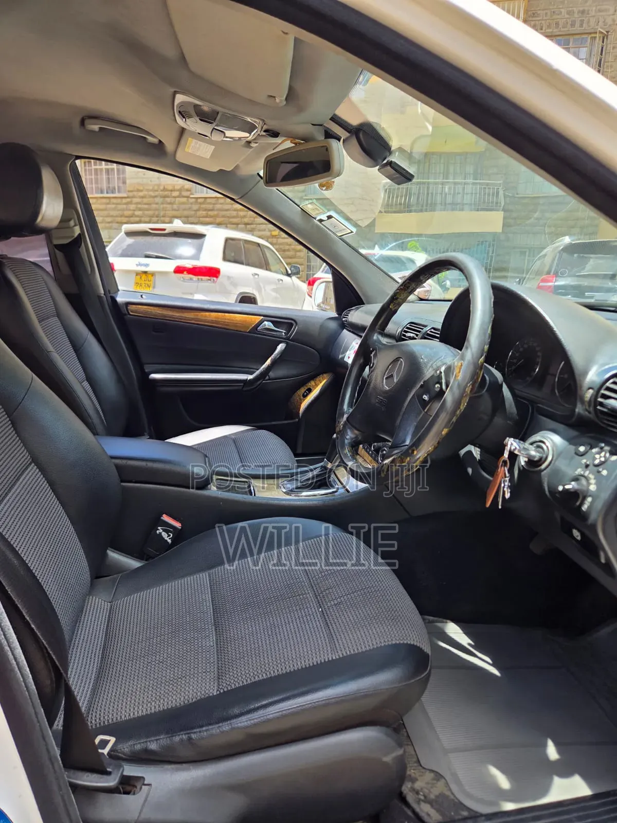 Mercedes-Benz E200 2006 White