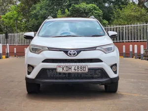 Toyota RAV4 2015 White