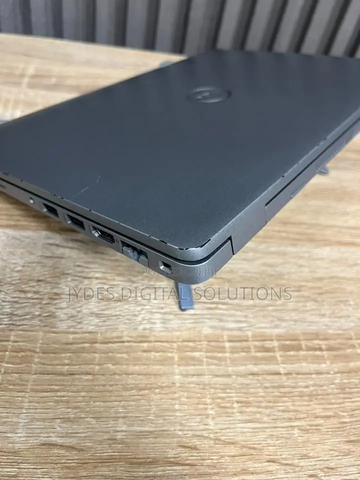 Laptop Dell Latitude 5430 16GB Intel Core i7 SSD 256GB