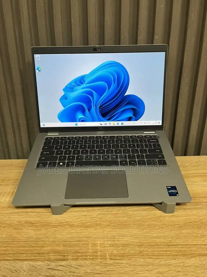 Laptop Dell Latitude 5430 16GB Intel Core i7 SSD 256GB