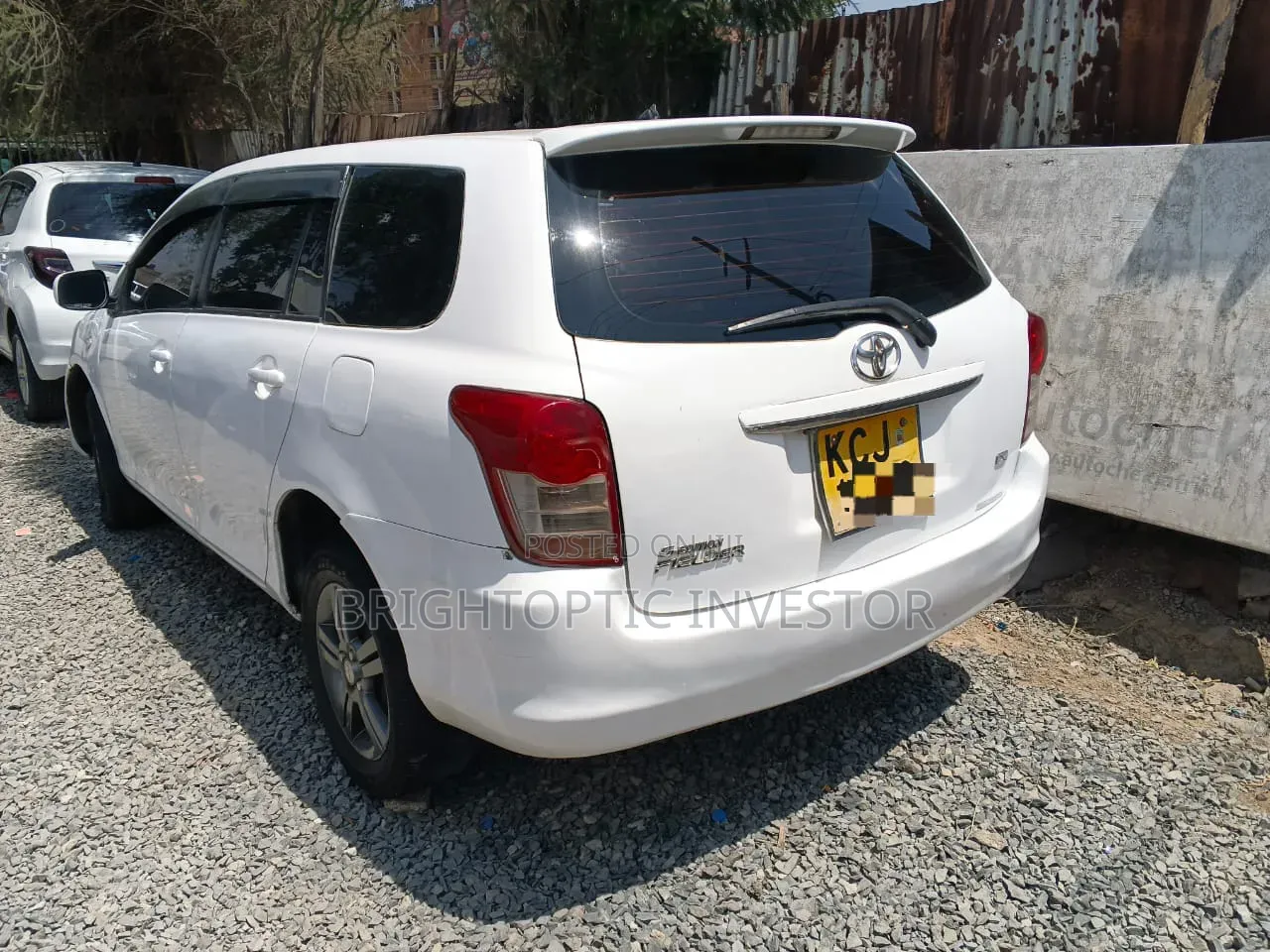 Toyota Corolla Fielder 2010 White