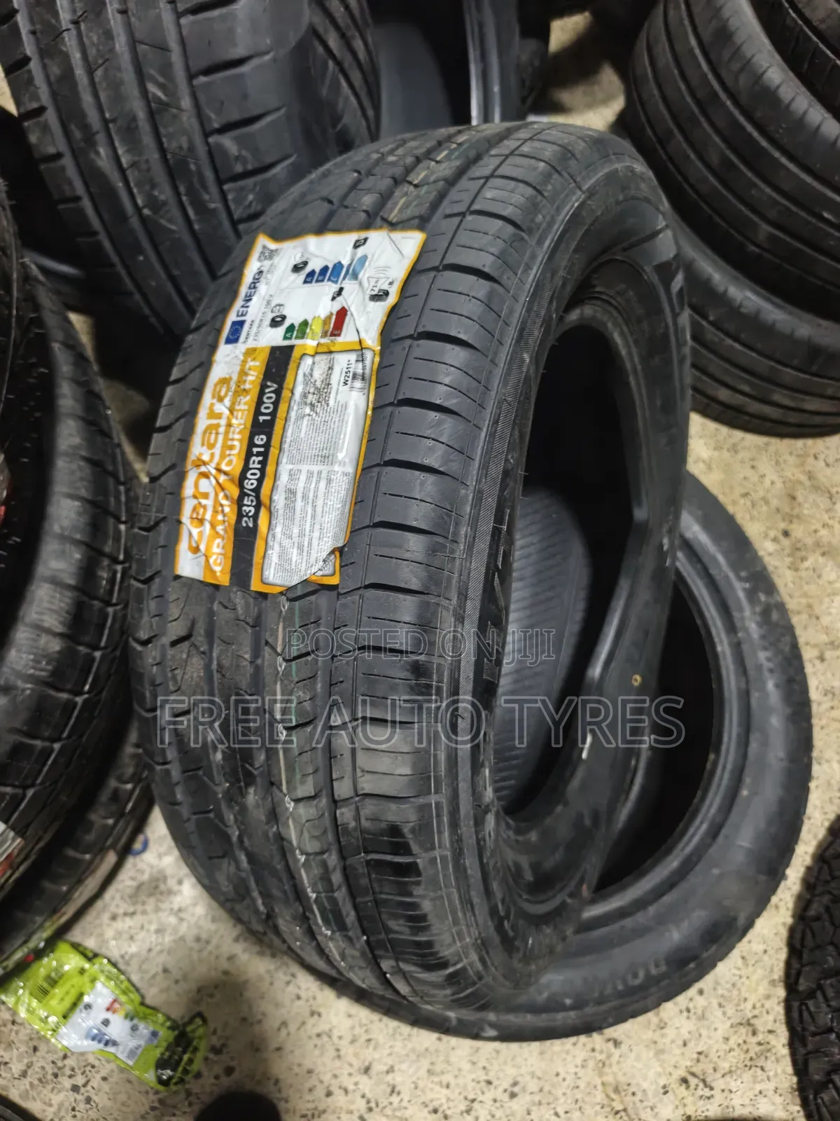 235/60r16 Centara