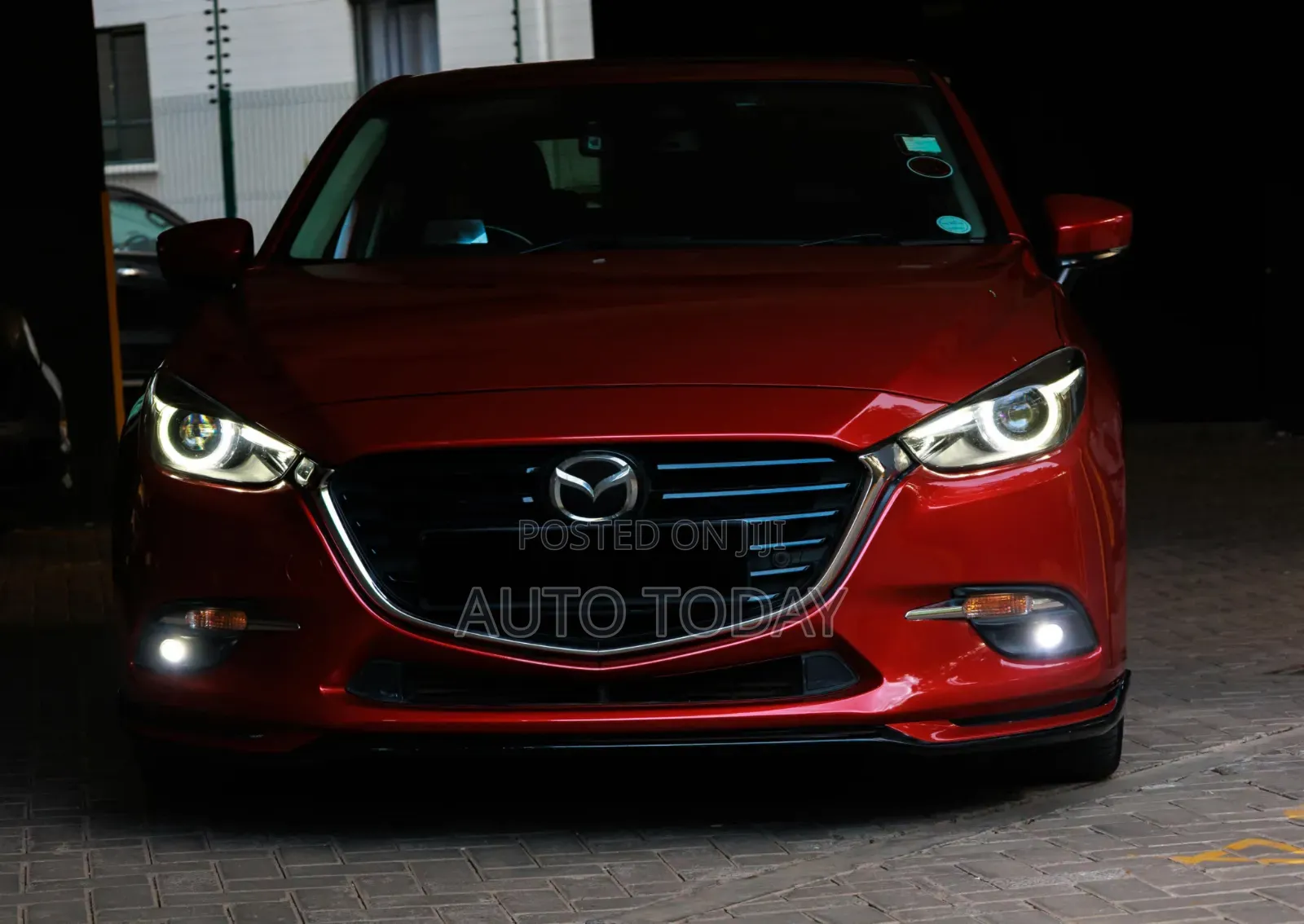 Mazda Axela 2017 Red