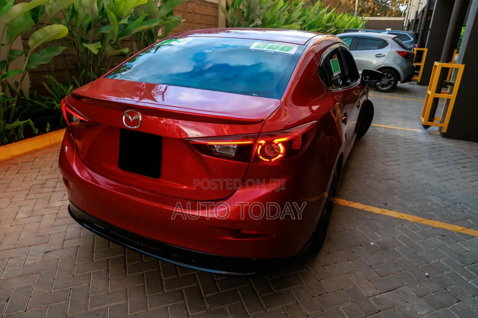 Mazda Axela 2017 Red