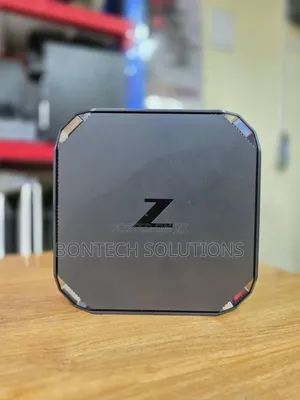 Desktop Computer HP Z2 G4 Mini 16GB Intel Xeon SSD 512GB