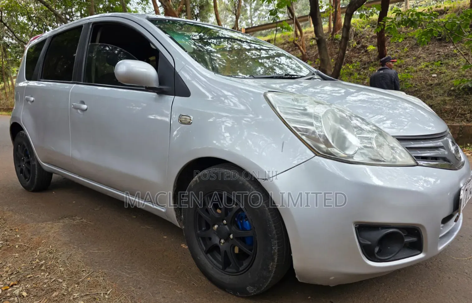 Nissan Note 2012 Silver