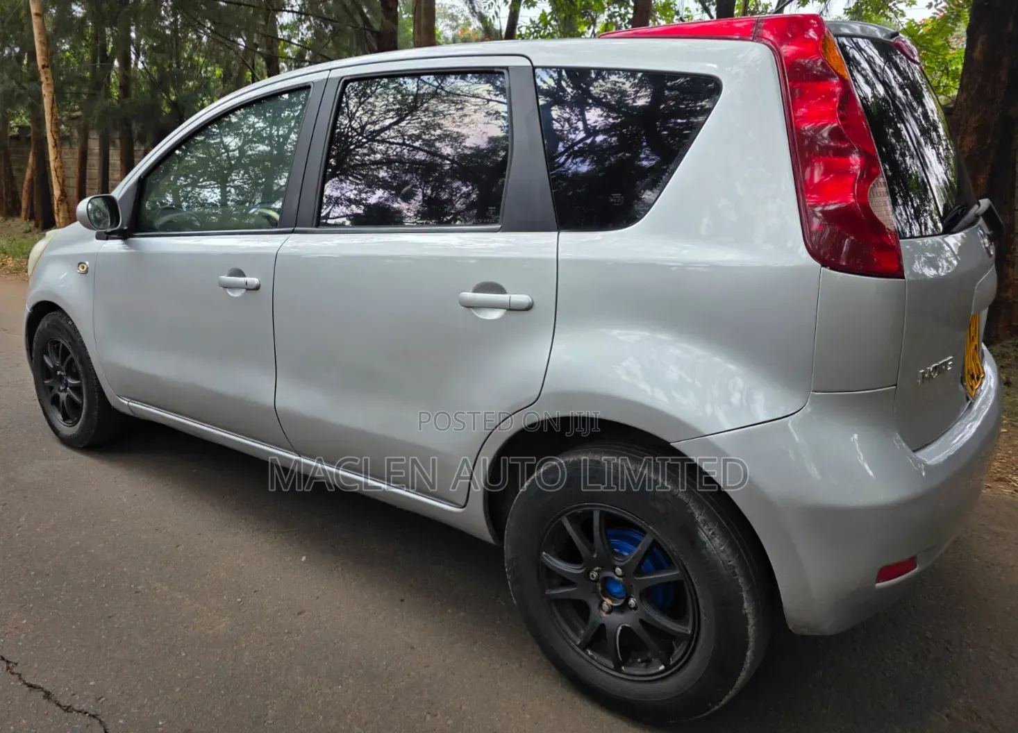 Nissan Note 2012 Silver