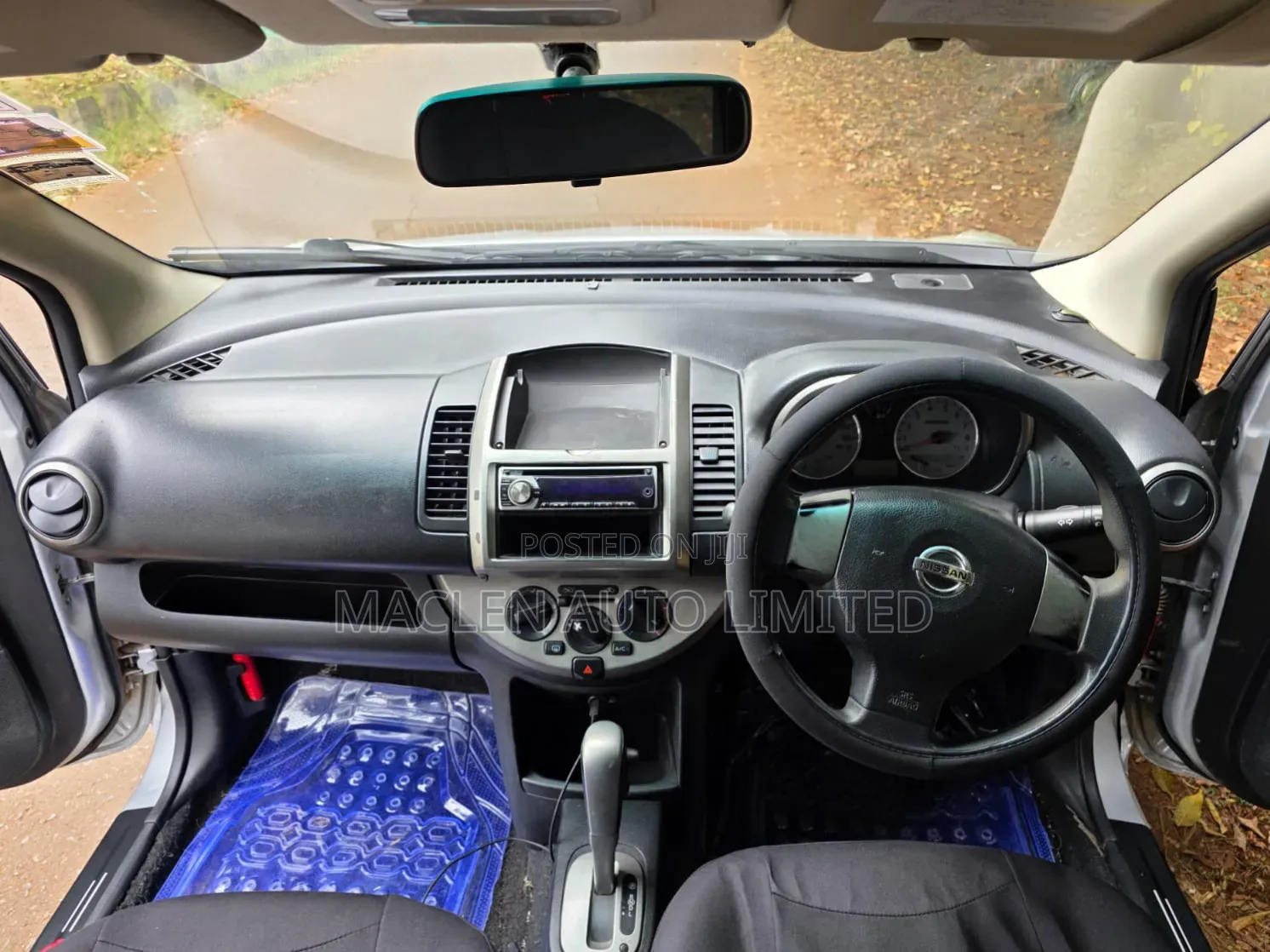 Nissan Note 2012 Silver
