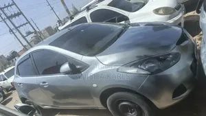 Mazda Demio 2012 Silver