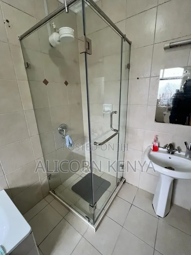 Glass Shower Cubicles