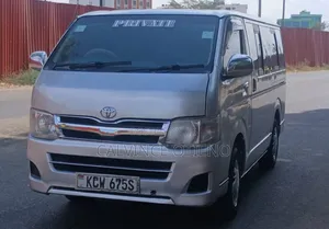 Toyota HiAce 2013 Silver