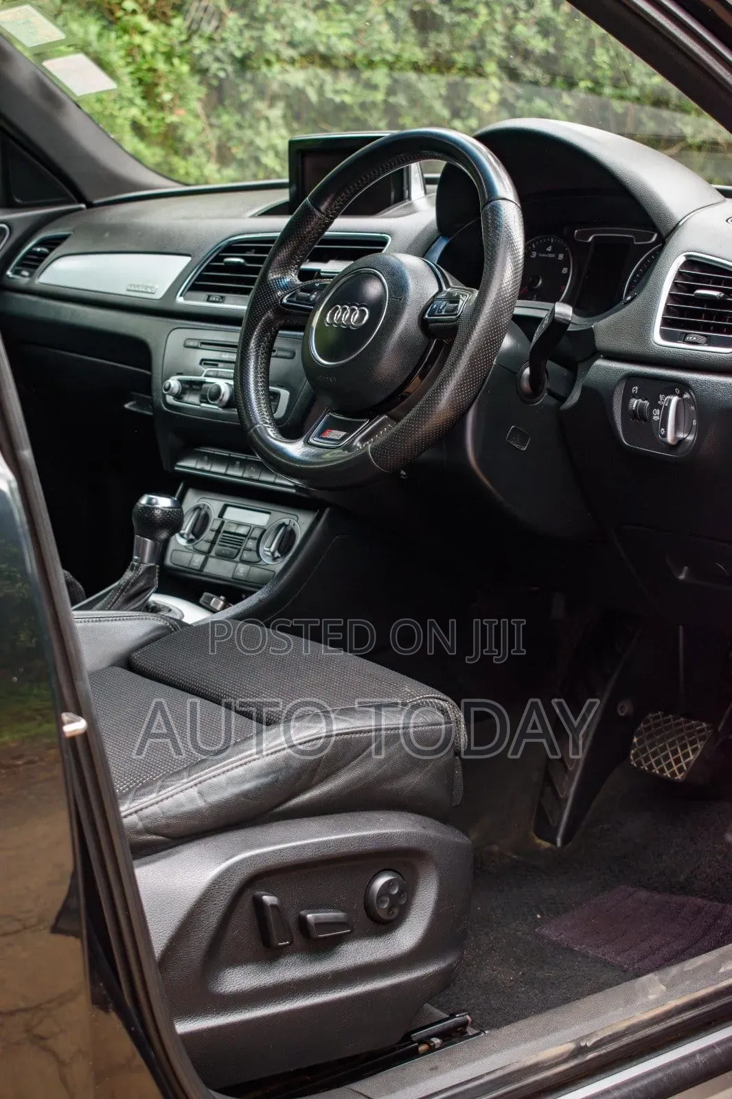 Audi Q3 2.0 TFSI 211hp quattro 2013 Black