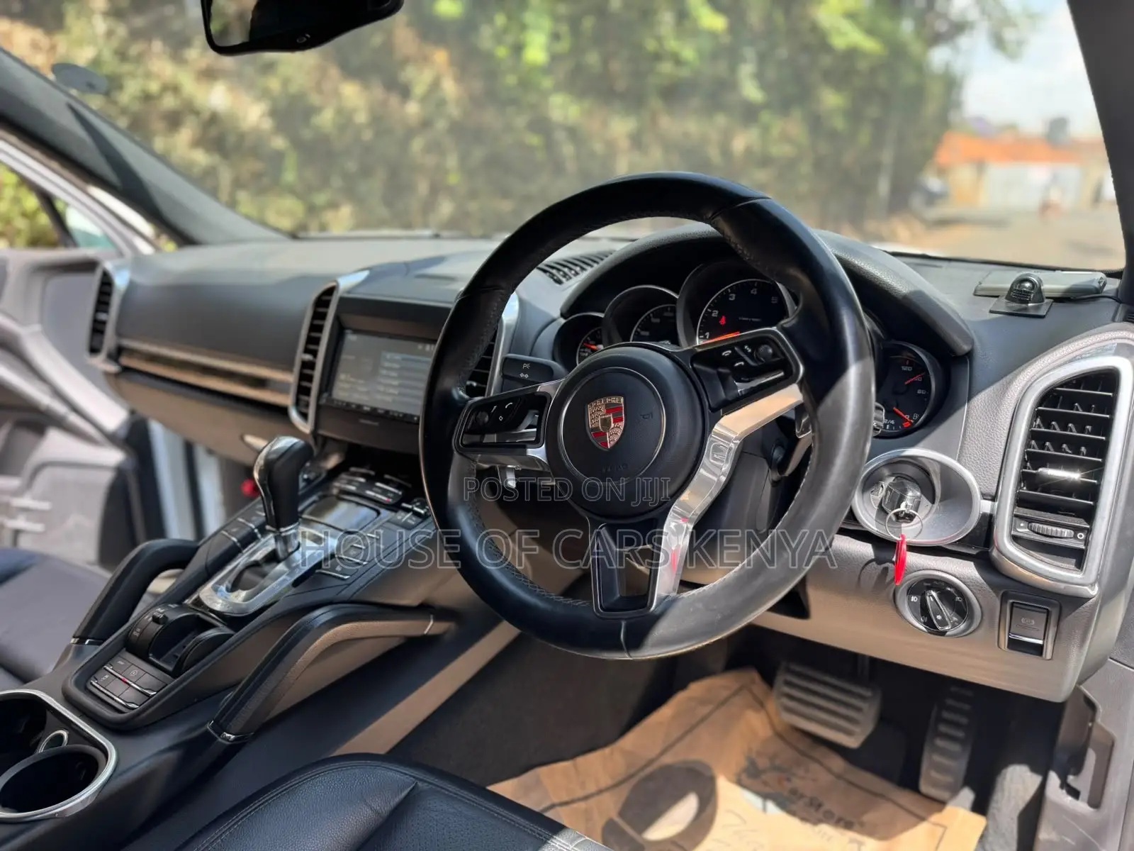 Porsche Cayenne 2016 White