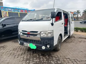 Toyota HiAce 2008 White
