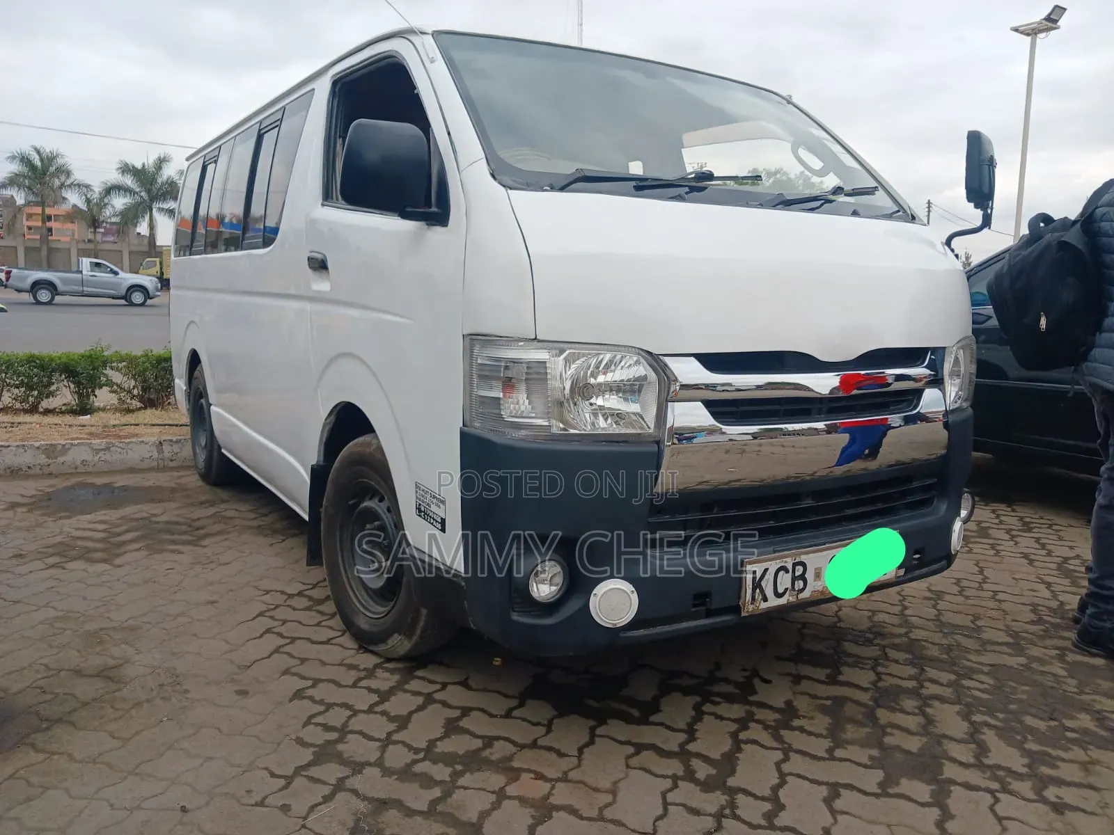 Toyota HiAce 2008 White