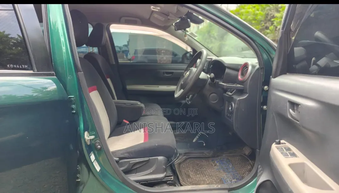 Toyota Passo 2016 Green