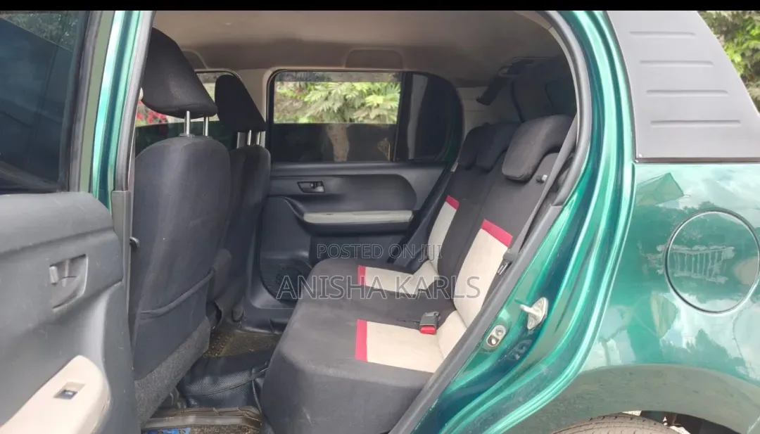 Toyota Passo 2016 Green