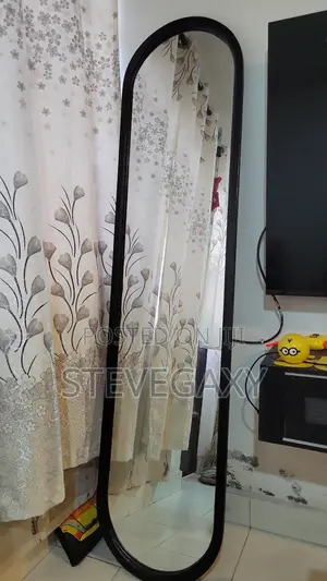 Mirror Indoor