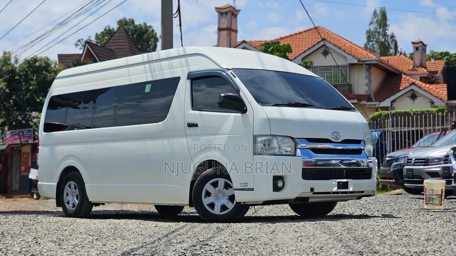 Toyota HiAce 2019 White