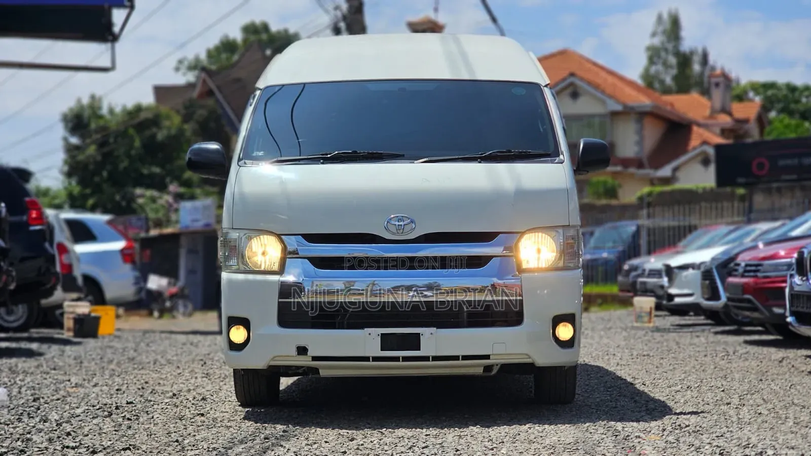 Toyota HiAce 2019 White