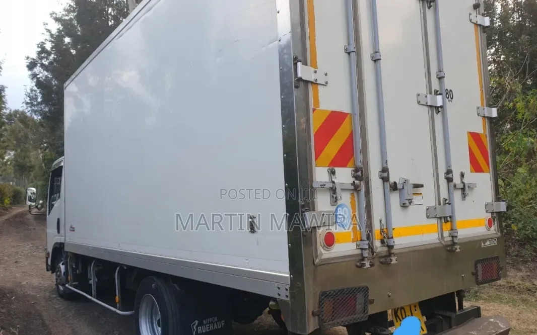 Isuzu Elf Lorry