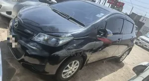 Toyota Vitz 2012 Black