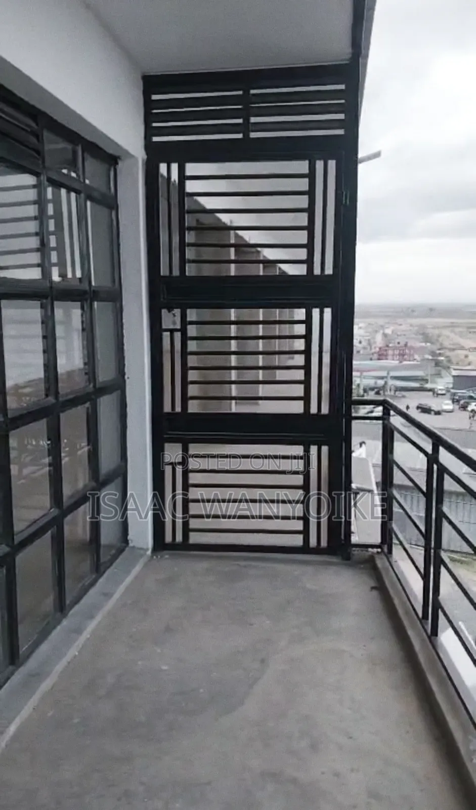 Gym Space With 24hr Security and Parking