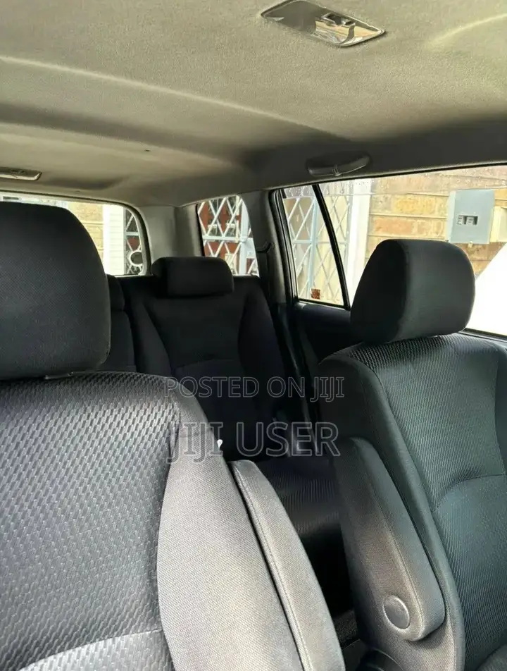 Toyota Kluger 2005 Silver