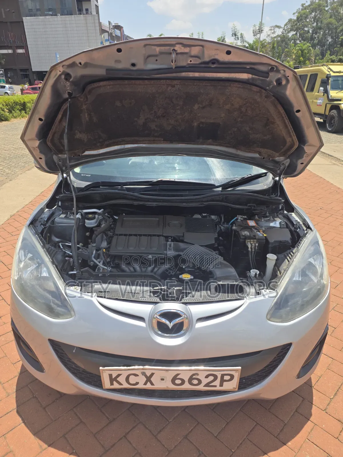 Mazda Demio 2011 Silver