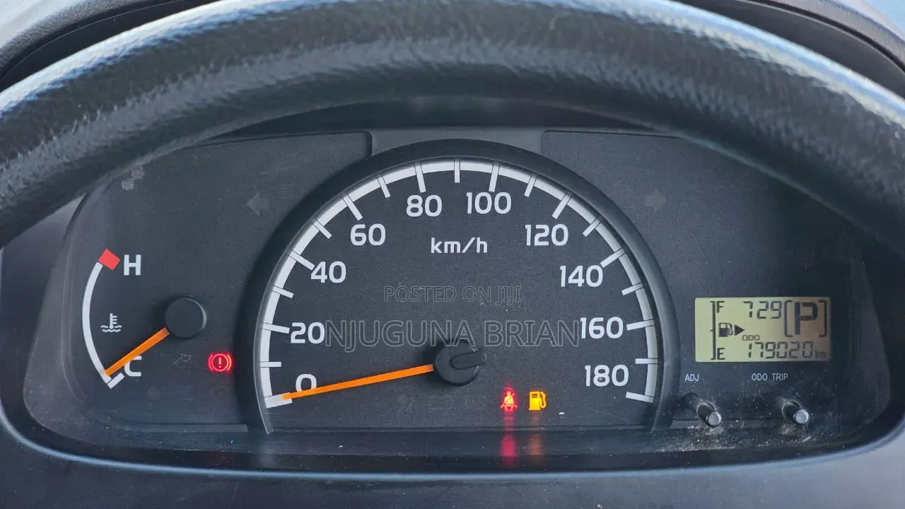 Toyota TownAce 2018 Silver