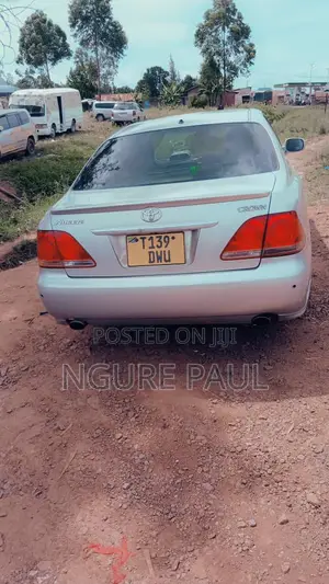 Toyota Crown 2008 Silver