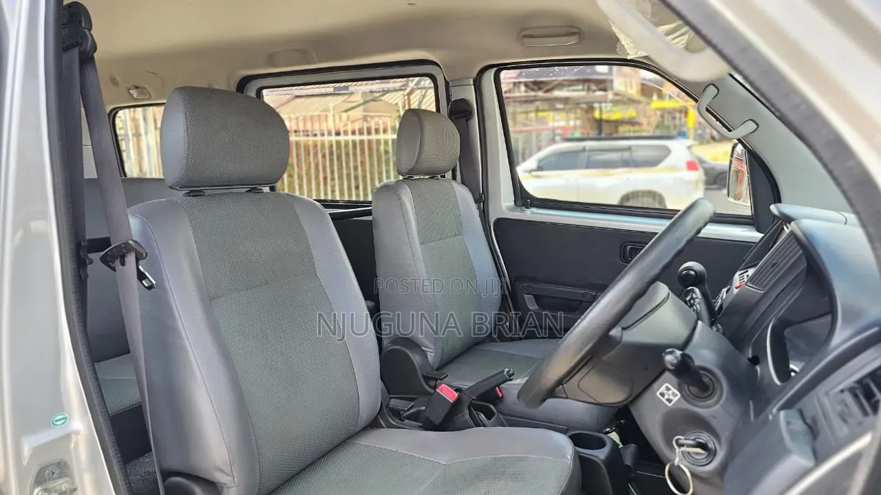 Toyota TownAce 2018 Silver