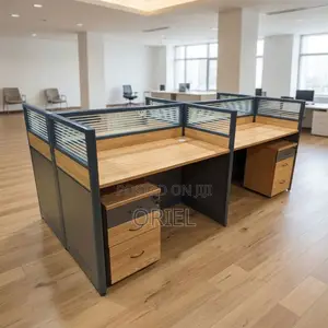 Office Workstation : Four-User Corporate Office Workstation