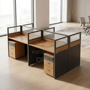 Office Workstation : Four-User Corporate Office Workstation