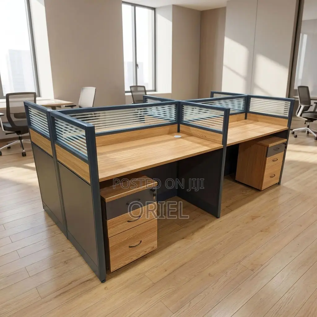 Office Workstation : Four-User Corporate Office Workstation