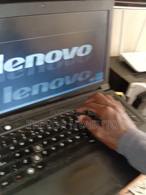 Laptop Lenovo IdeaPad Z570 8GB Intel Core i5 HDD 500GB