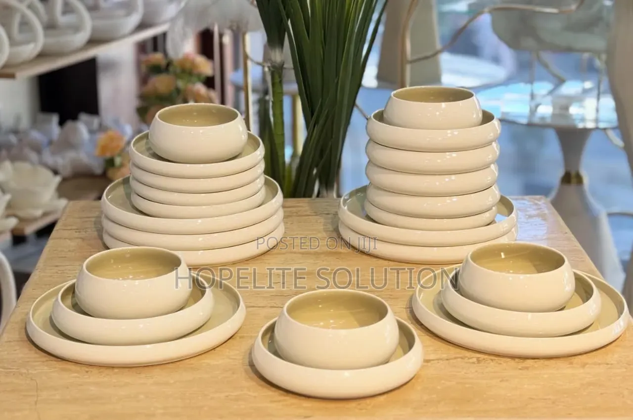 Premium Ceramic Dinner Set.