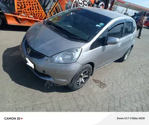 Honda Fit 2011 Silver
