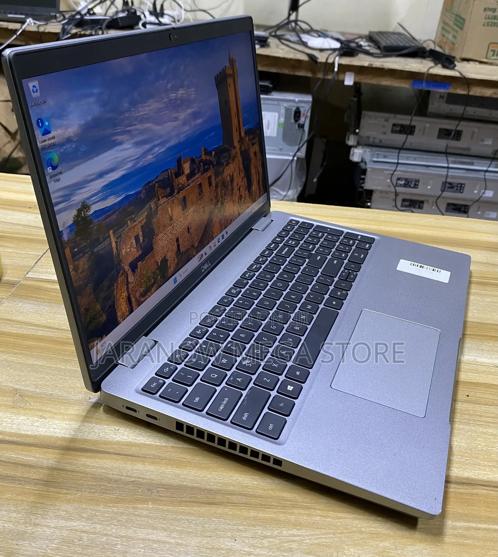 Laptop Dell Precision 3561 8GB Intel Core i7 SSD 256GB