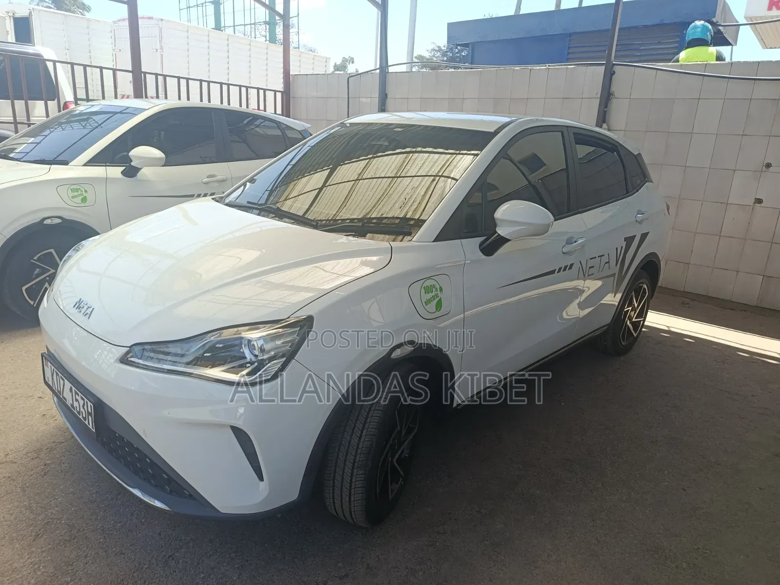 New Neta V 2024 White