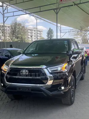 Toyota Hilux 2.4 Diesel 2020 Black