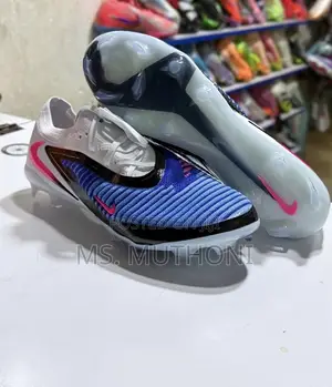 Elite Level Nike Phantom GX 6 Soccer Boots 