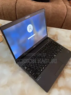 Laptop Fujitsu Lifebook U938 8GB Intel Core i5 SSD 256GB