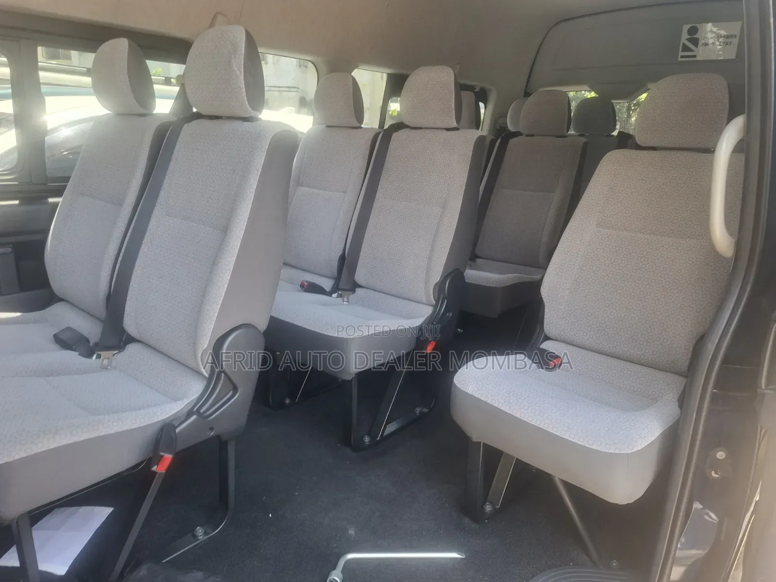 Toyota HiAce 2019 Blue