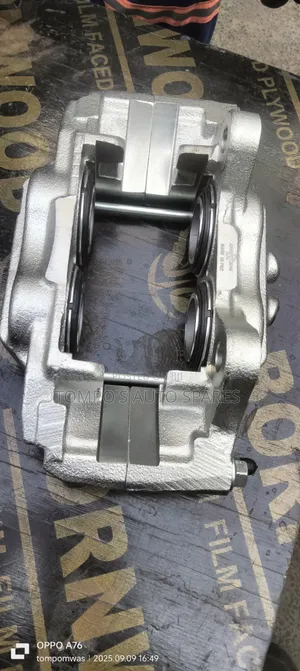 Caliper Hilux Revo