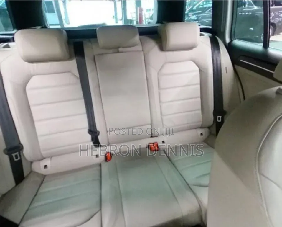 Volkswagen Golf Variant 2020 White