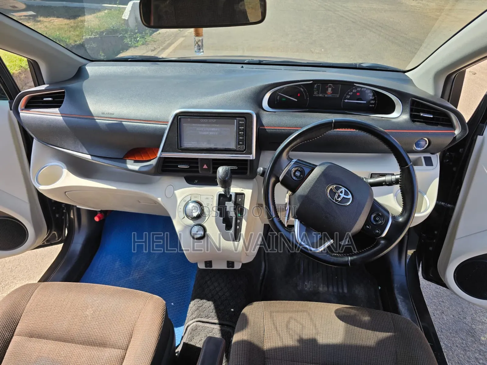 Toyota Sienta 2018 Black